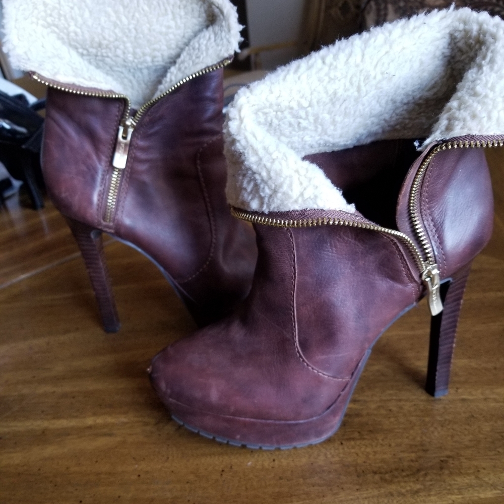 ❌SOLD❌ BCBG Brindle Shearling Boots